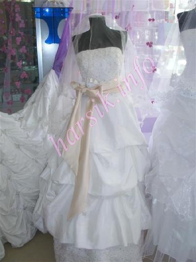 Wedding dress 489945767